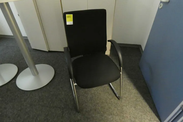 Besucherstuhl